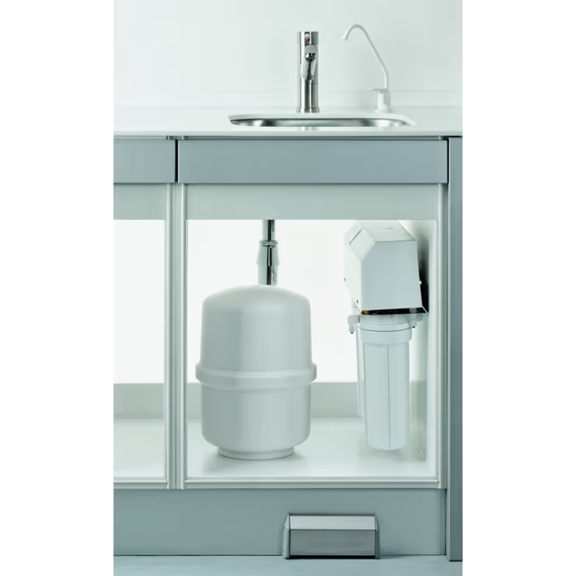 MELAdem 47 vandbehandlingssystem med 3 filter. Leveres inkl. 3 filter
